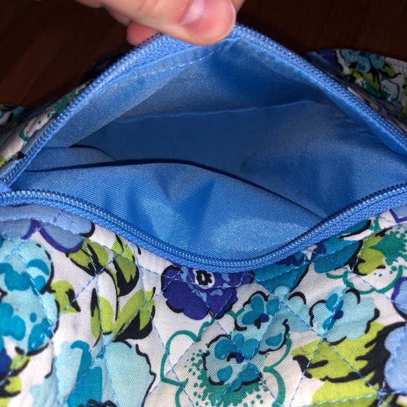 Vera Bradley Cross Body Purse - Picture 4 of 4